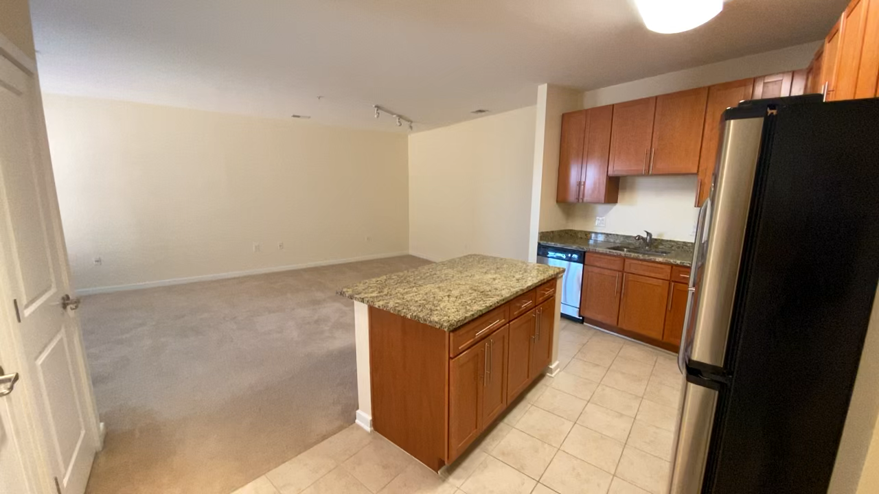 Video tour Apartment 433 | Madison at Ballston Station | Randolph Floor Plan